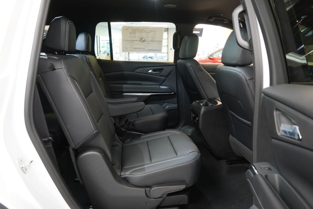 2027 Chevrolet Traverse LT 2LT