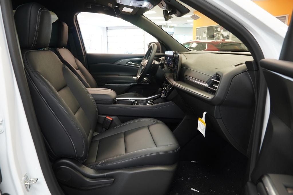2027 Chevrolet Traverse LT 2LT