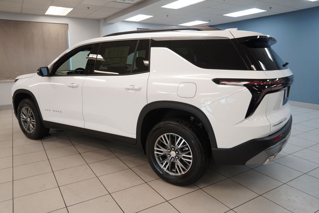 2027 Chevrolet Traverse LT 2LT