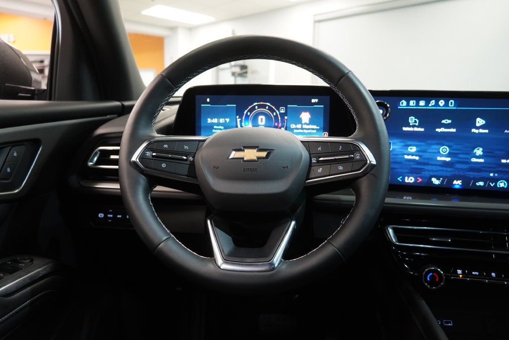 2027 Chevrolet Traverse LT 2LT