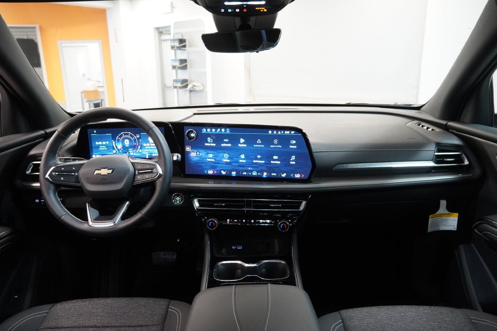 2027 Chevrolet Traverse LT 2LT