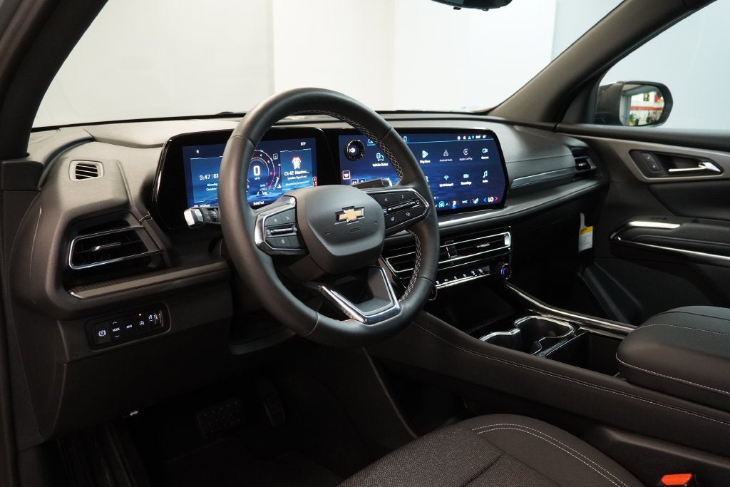 2027 Chevrolet Traverse LT 2LT