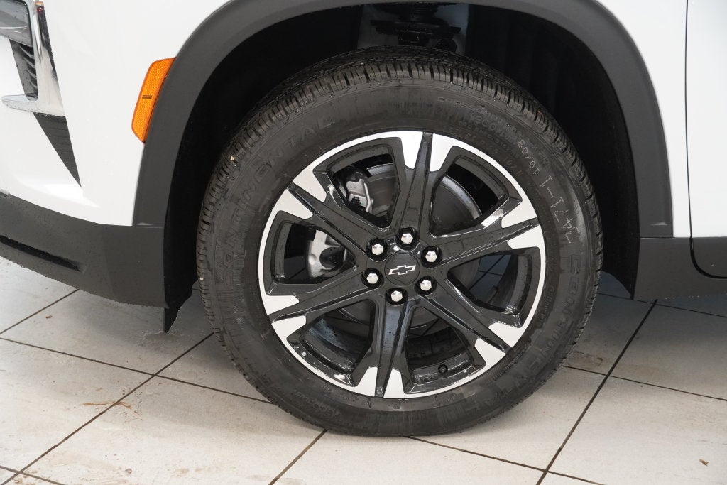 2027 Chevrolet Traverse LT 2LT