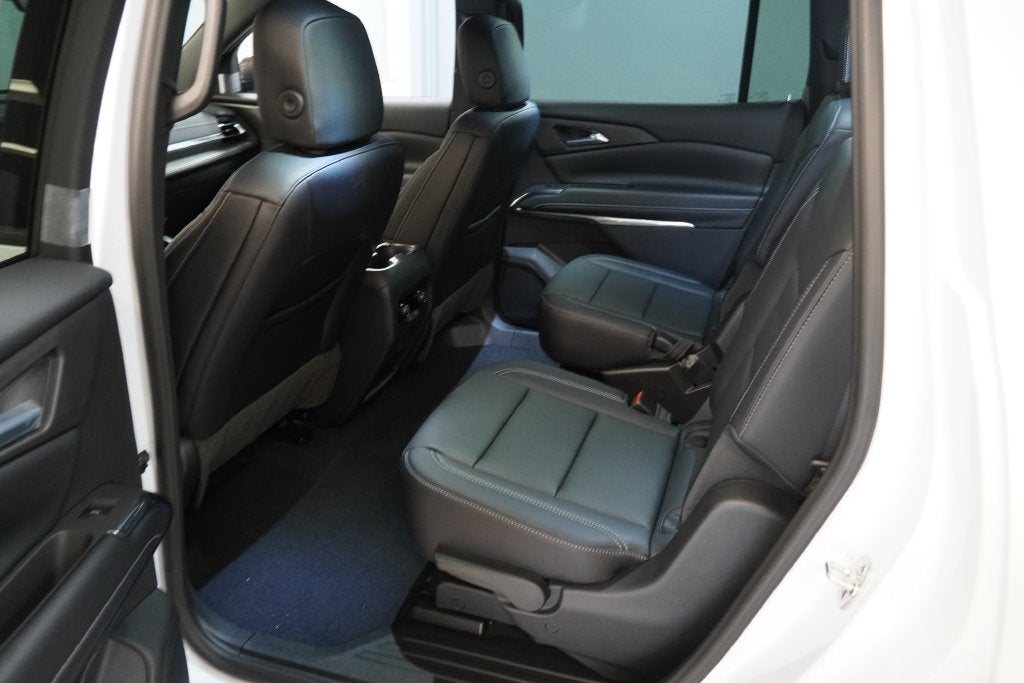 2027 Chevrolet Traverse LT 2LT