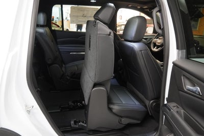 2027 Chevrolet Traverse LT 2LT