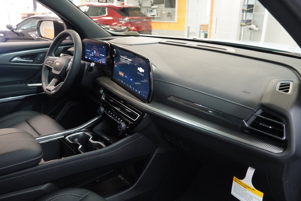 2027 Chevrolet Traverse LT 2LT