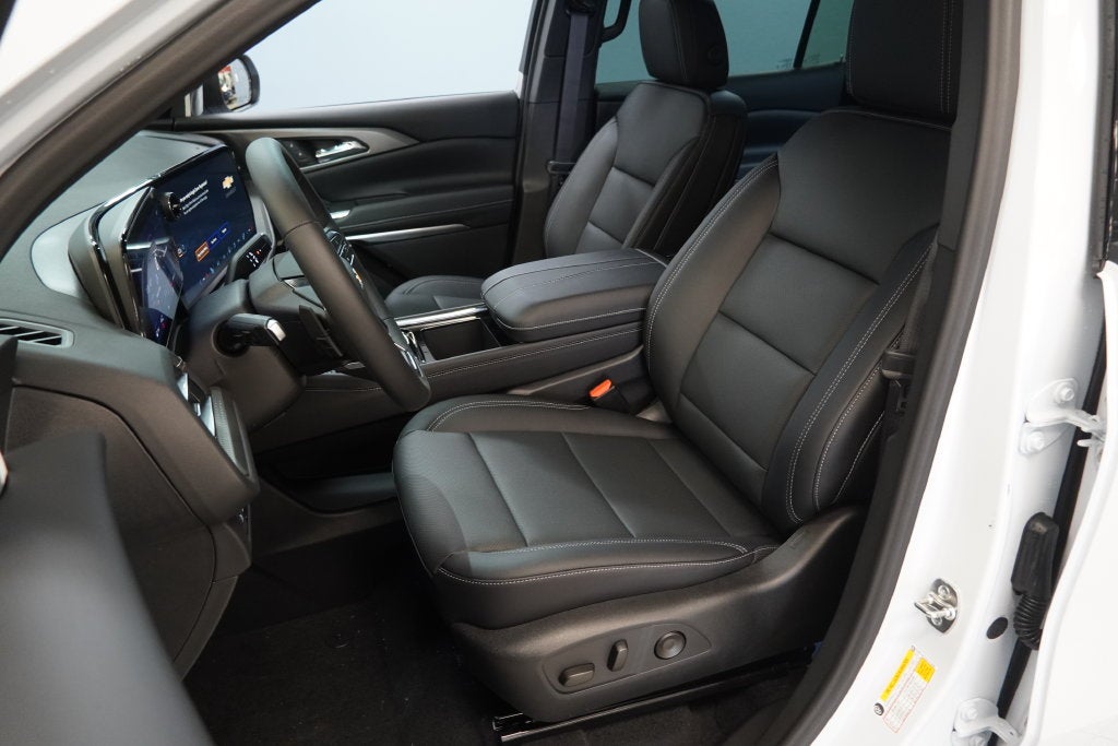 2027 Chevrolet Traverse LT 2LT