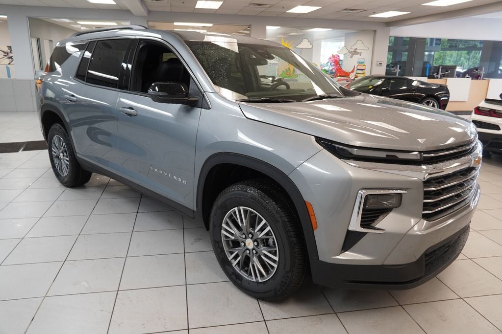 2026 Chevrolet Traverse LT 2LT