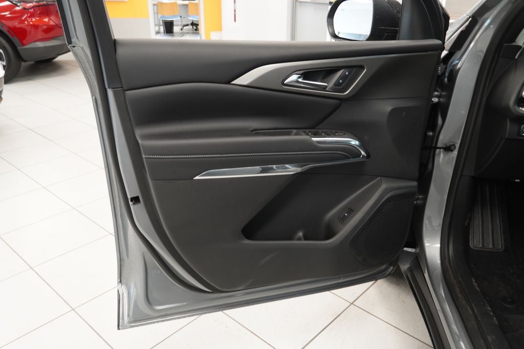 2026 Chevrolet Traverse LT 2LT