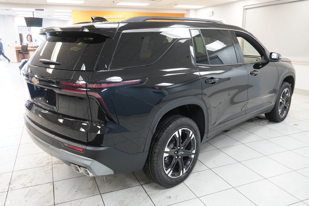 2027 Chevrolet Traverse LT 2LT