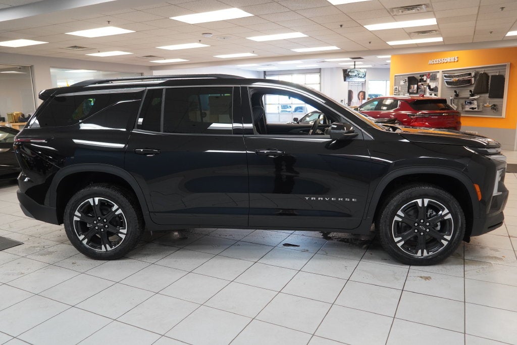 2027 Chevrolet Traverse LT 2LT