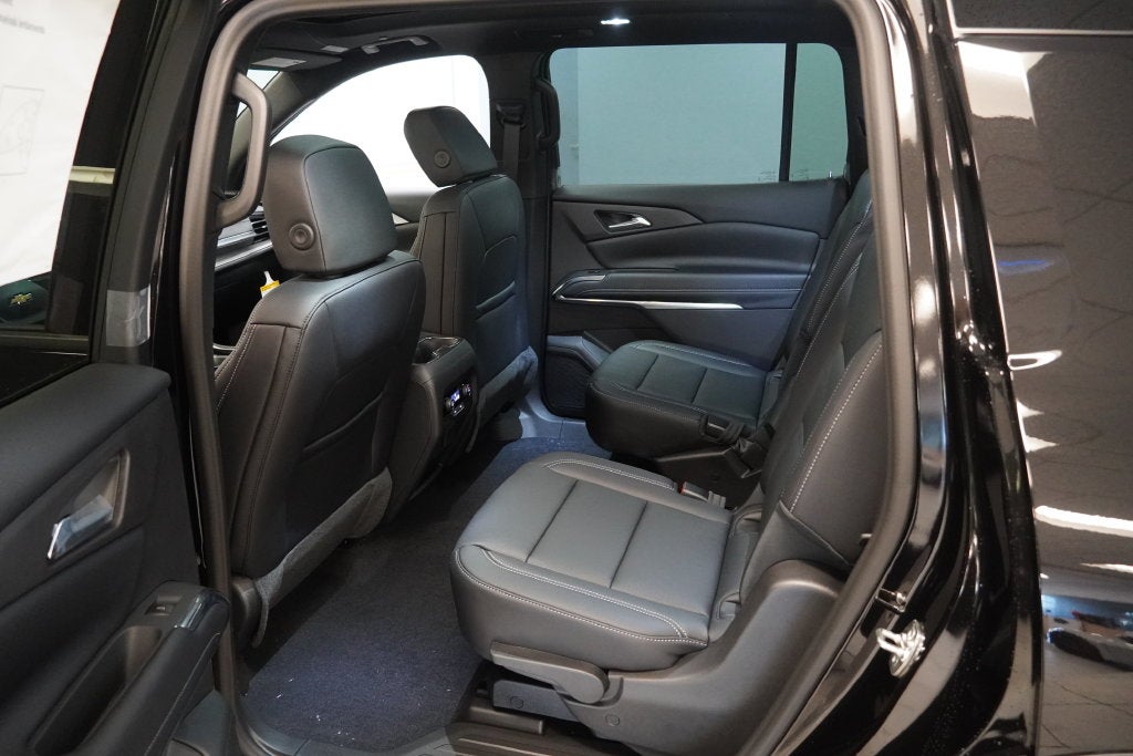 2027 Chevrolet Traverse LT 2LT