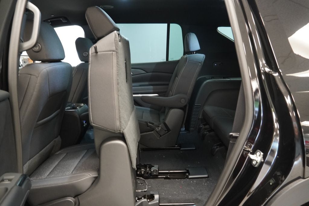 2026 Chevrolet Traverse LT 2LT