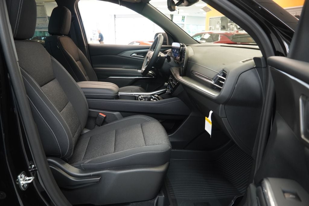 2026 Chevrolet Traverse LT 2LT