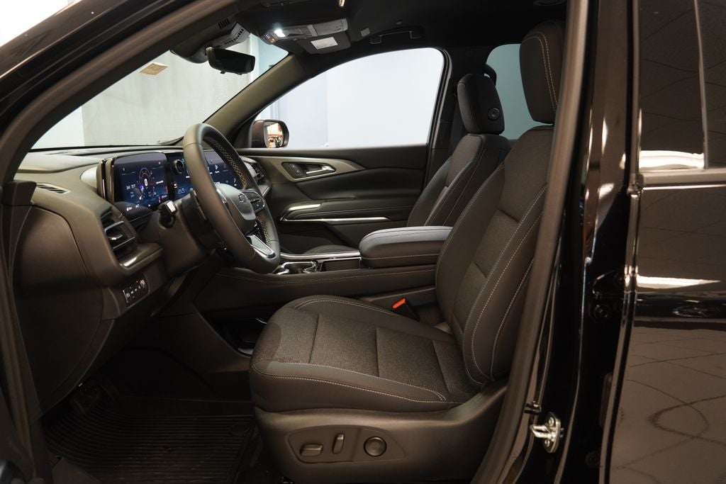 2026 Chevrolet Traverse LT 2LT