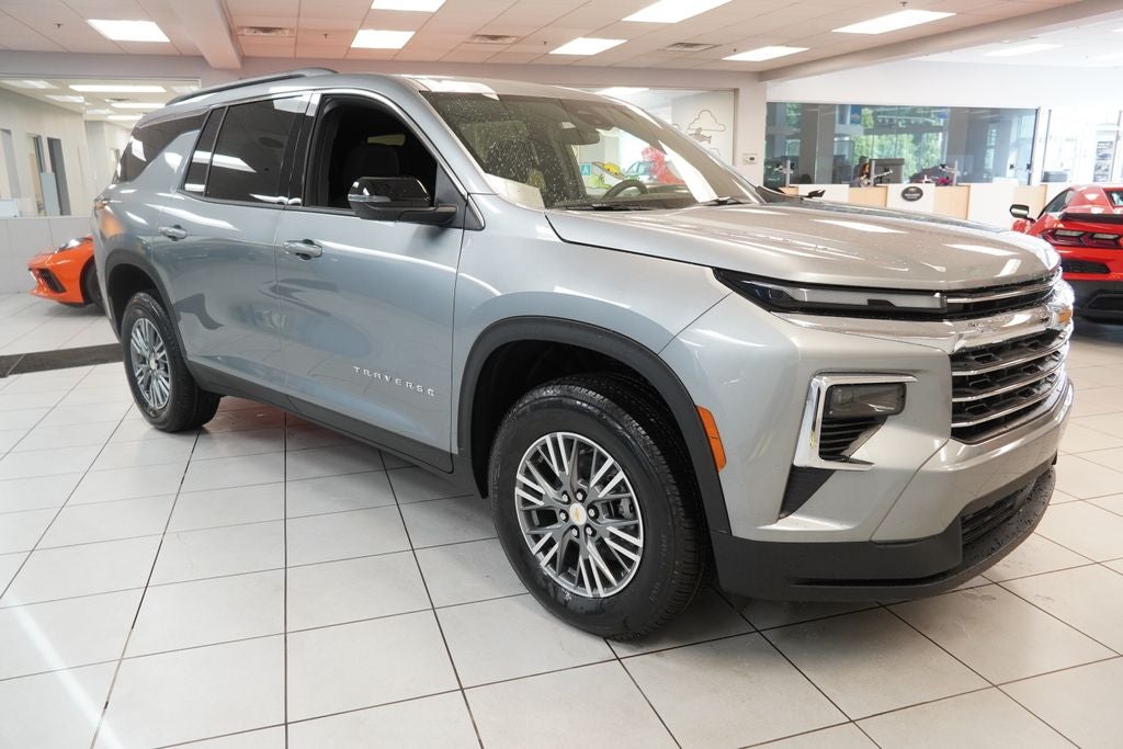 2026 Chevrolet Traverse LT 2LT