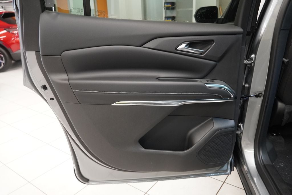 2026 Chevrolet Traverse LT 2LT