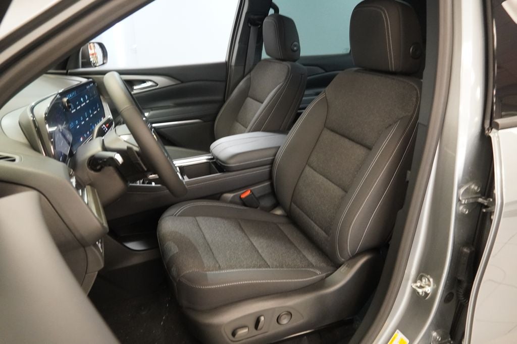 2026 Chevrolet Traverse LT 2LT