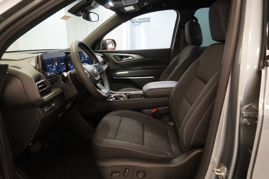 2026 Chevrolet Traverse LT 2LT