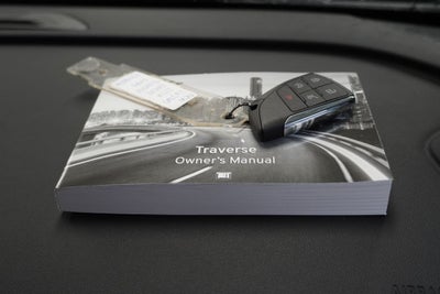 2026 Chevrolet Traverse LT 2LT