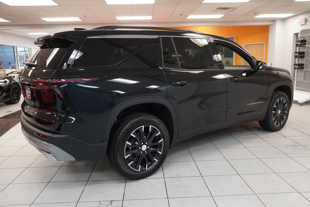 2026 Chevrolet Traverse LT 2LT