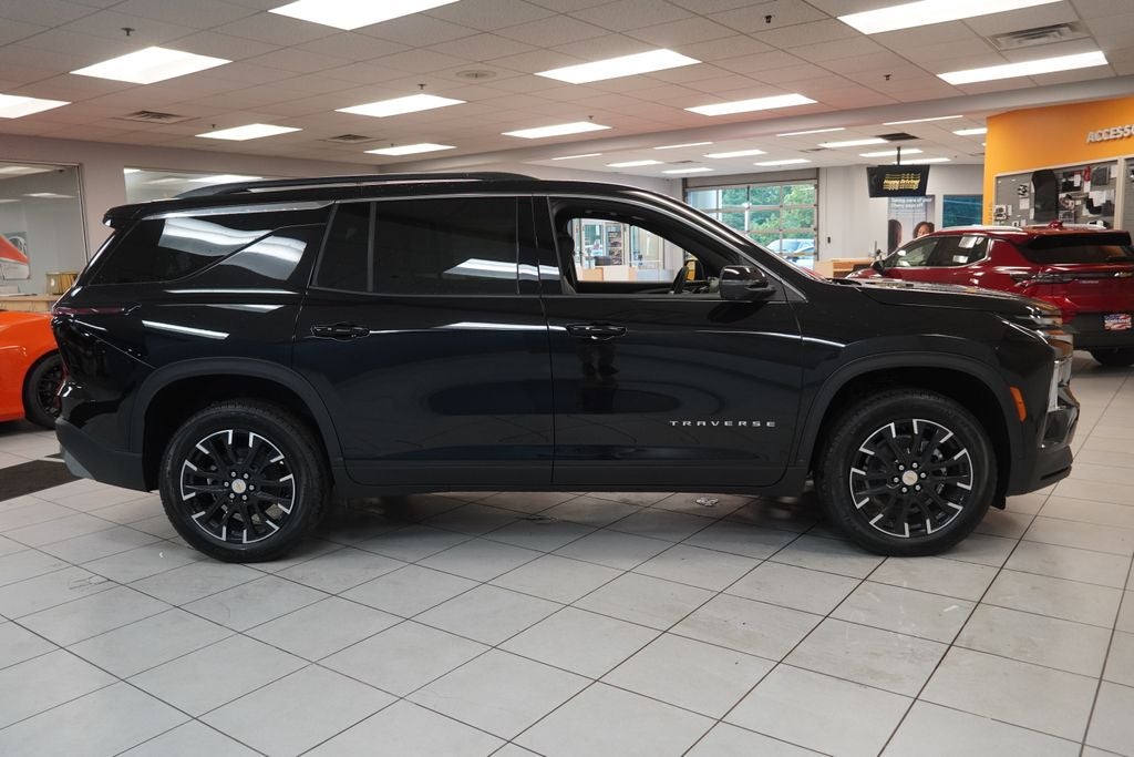 2026 Chevrolet Traverse LT 2LT