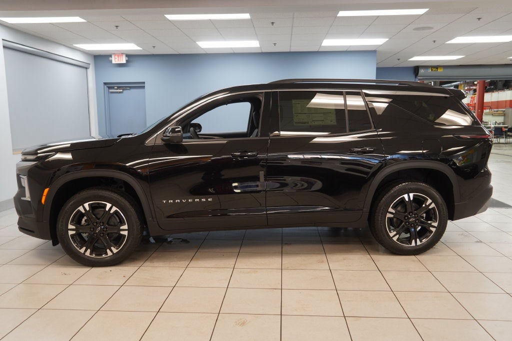 2027 Chevrolet Traverse LT 2LT