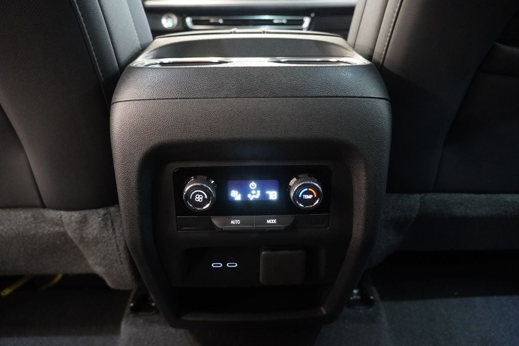 2026 Chevrolet Traverse LT 2LT
