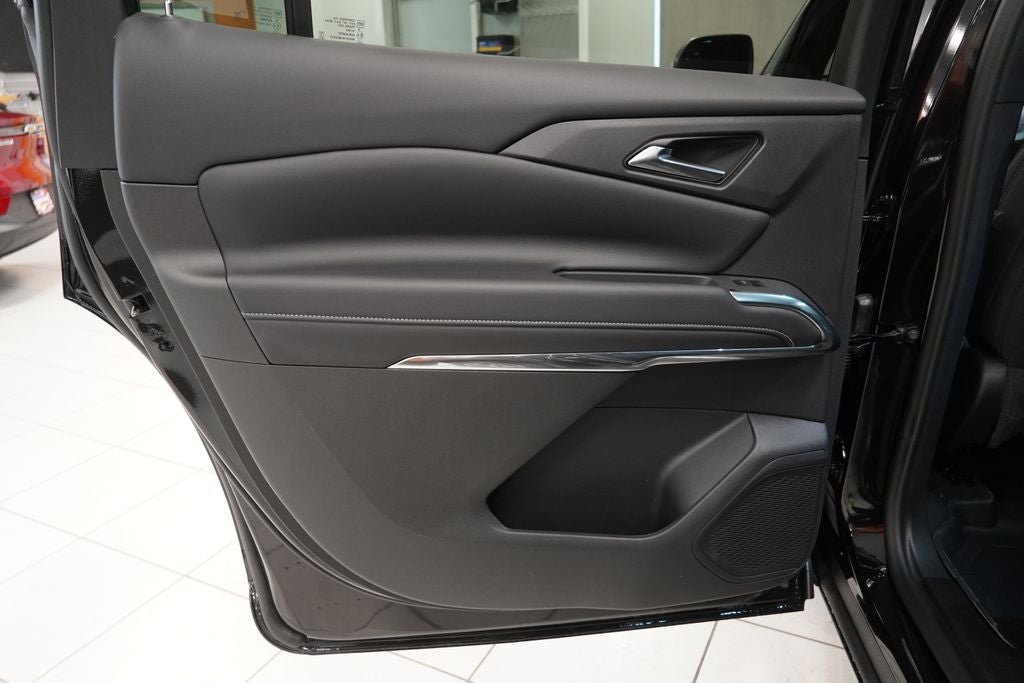 2026 Chevrolet Traverse LT 2LT