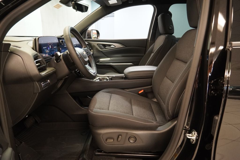 2026 Chevrolet Traverse LT 2LT