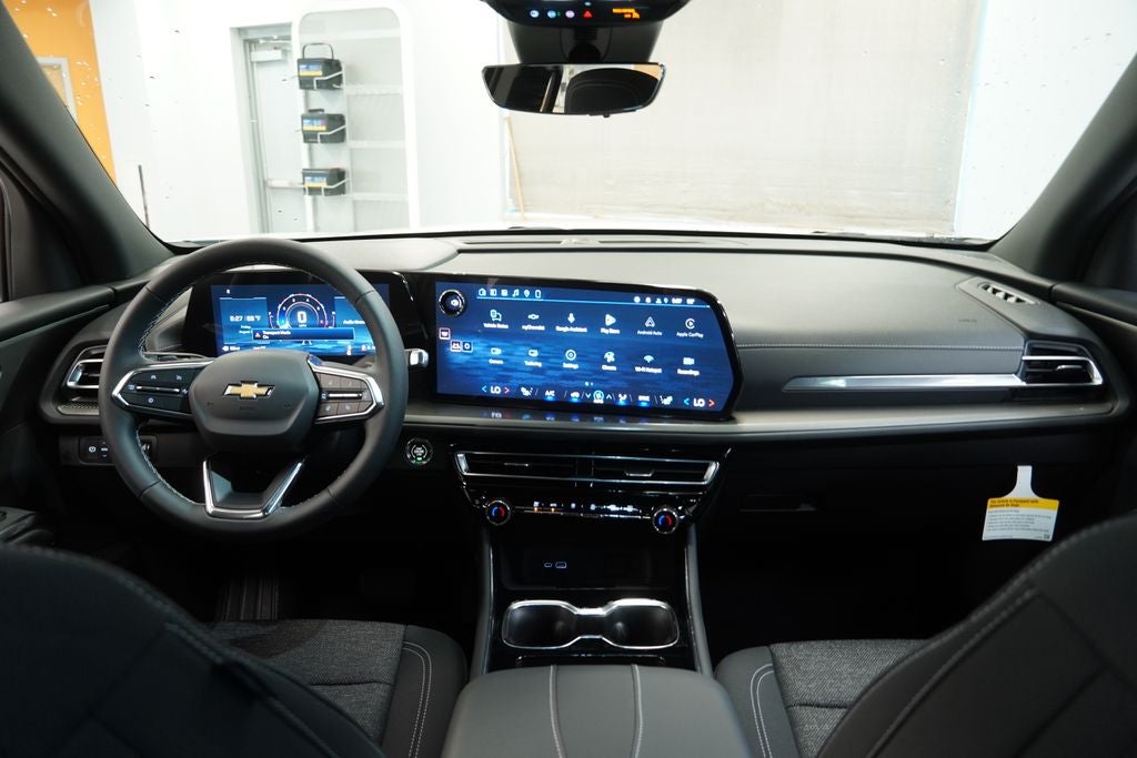 2027 Chevrolet Traverse LT 2LT
