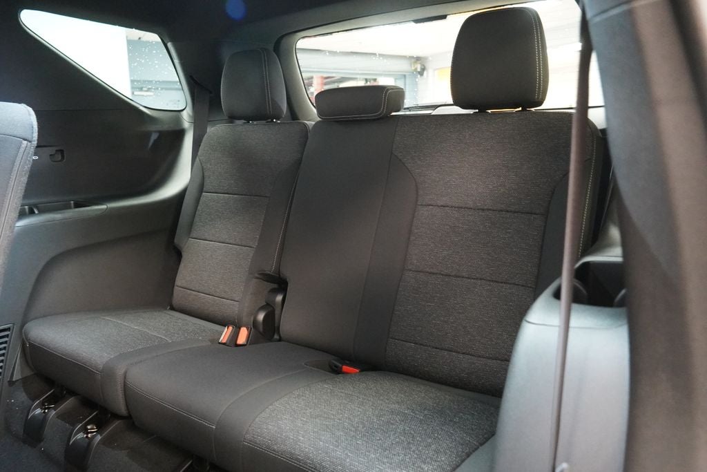 2027 Chevrolet Traverse LT 2LT