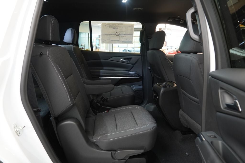 2027 Chevrolet Traverse LT 2LT