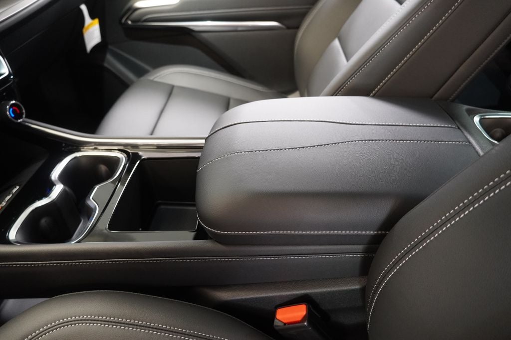 2027 Chevrolet Traverse LT 2LT