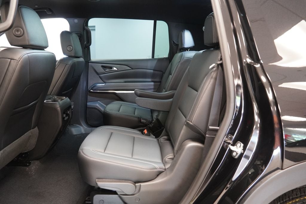 2027 Chevrolet Traverse LT 2LT