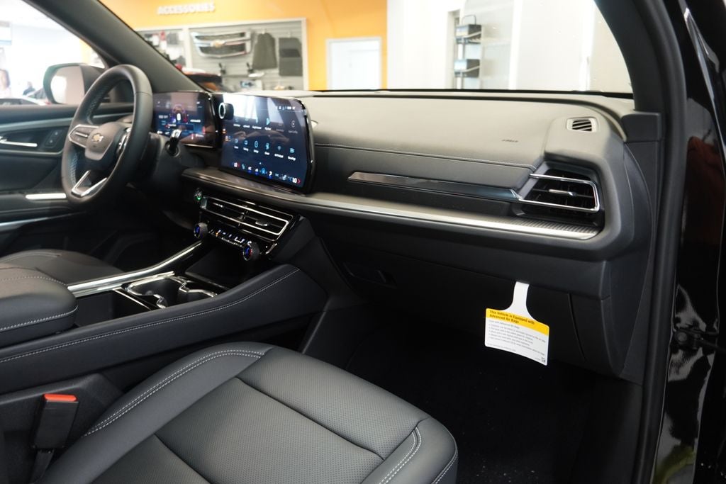 2027 Chevrolet Traverse LT 2LT