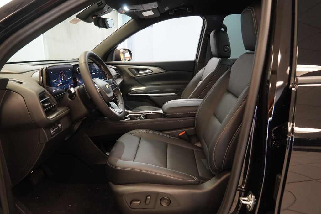 2027 Chevrolet Traverse LT 2LT