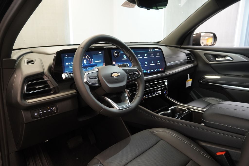2027 Chevrolet Traverse LT 2LT