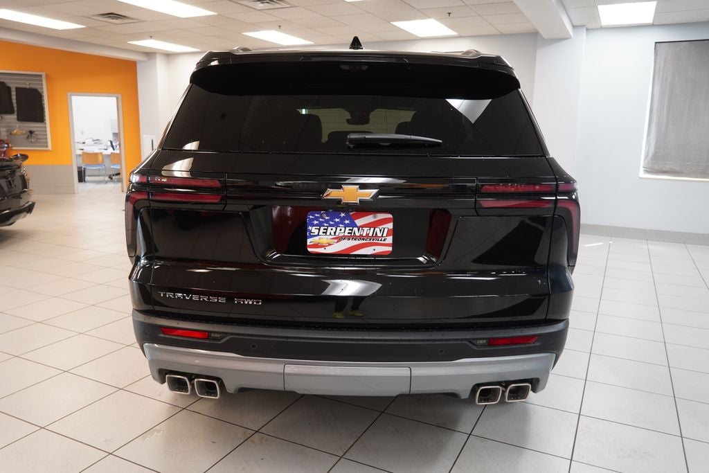 2027 Chevrolet Traverse LT 2LT