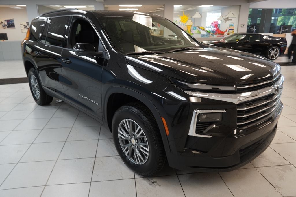 2026 Chevrolet Traverse LT 2LT