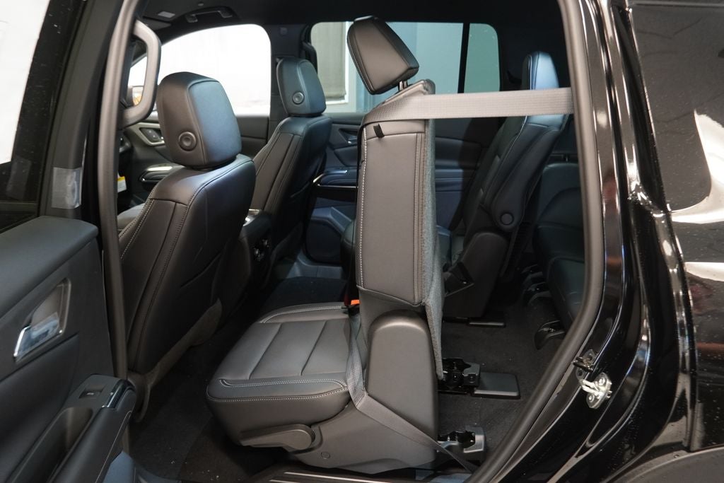 2026 Chevrolet Traverse LT 2LT