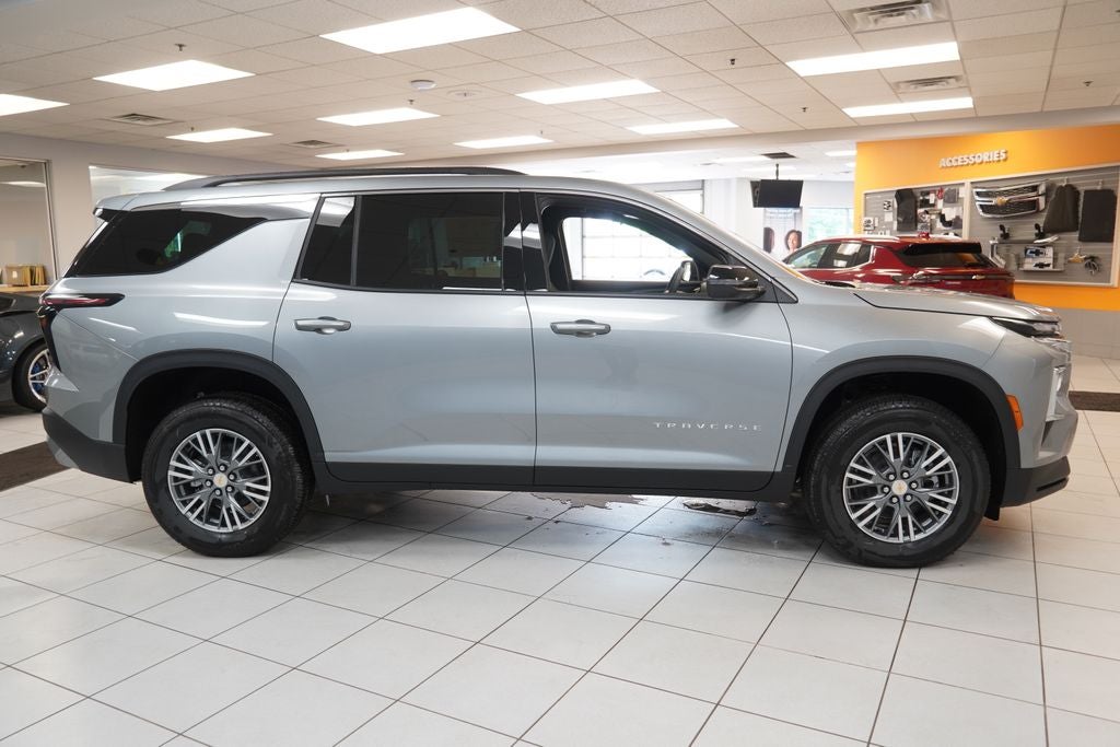 2027 Chevrolet Traverse LT 2LT