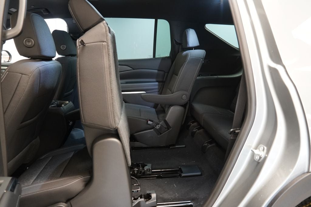 2027 Chevrolet Traverse LT 2LT
