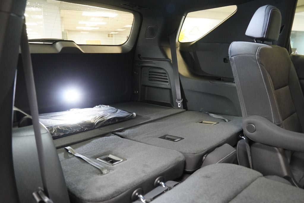 2027 Chevrolet Traverse LT 2LT