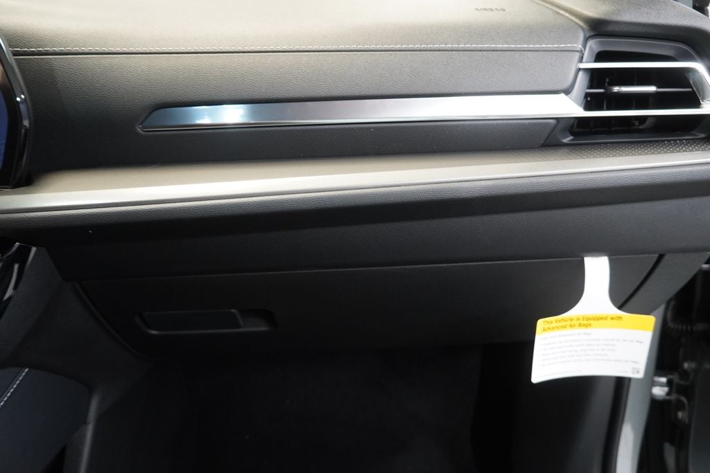 2027 Chevrolet Traverse LT 2LT