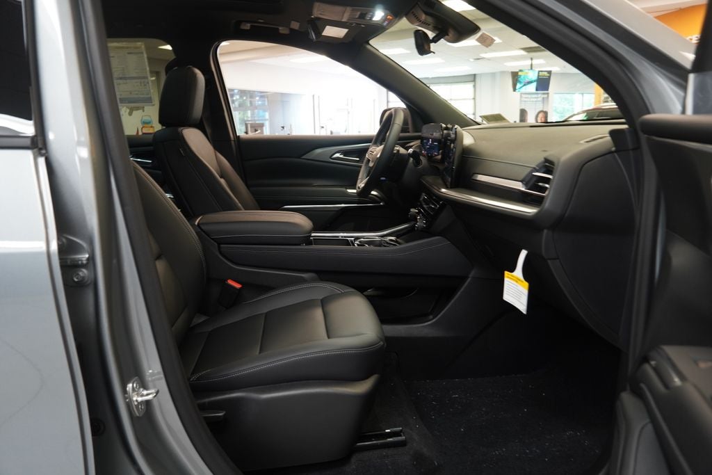 2026 Chevrolet Traverse LT 2LT