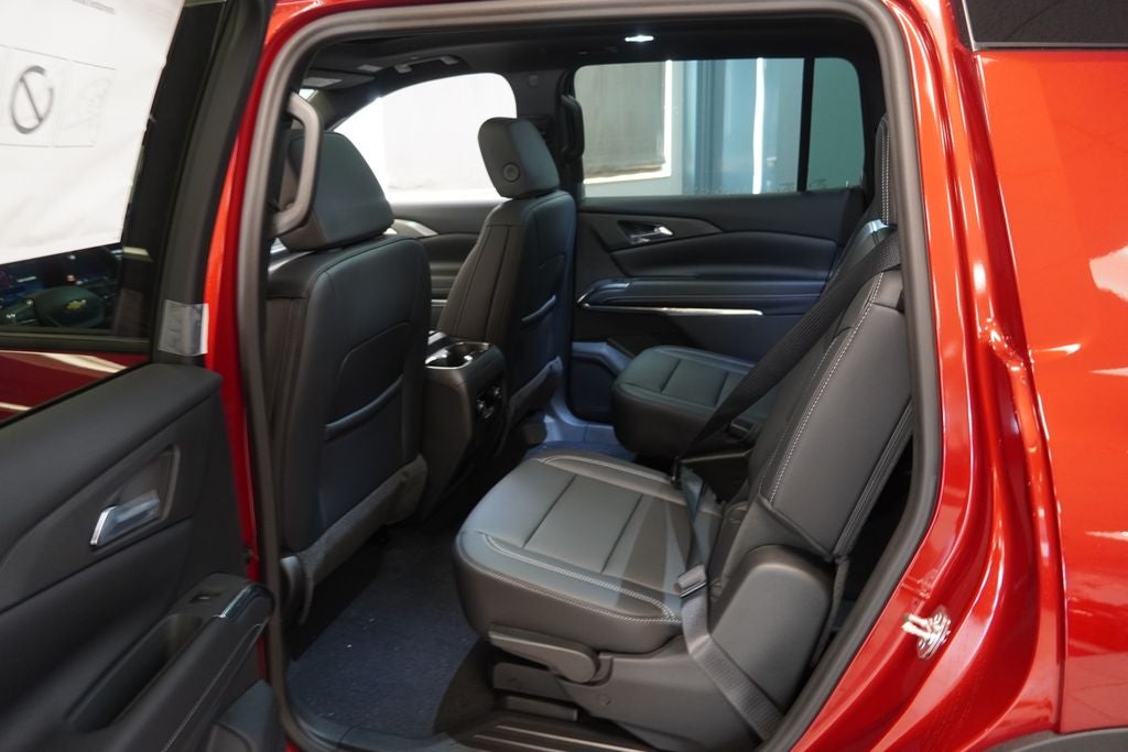 2027 Chevrolet Traverse LT 2LT