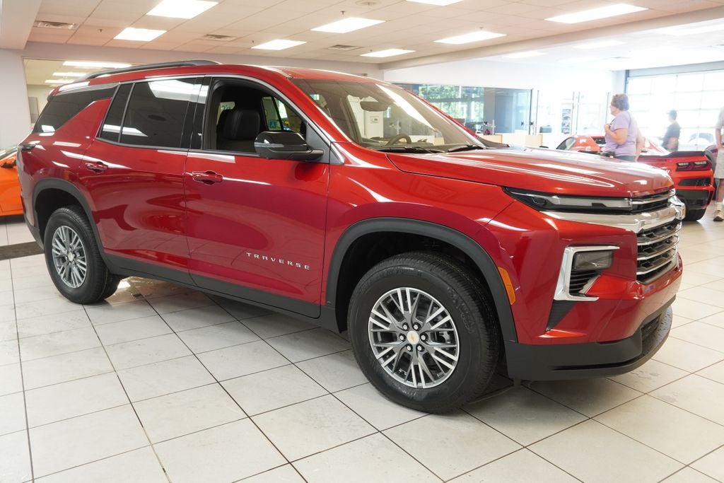 2027 Chevrolet Traverse LT 2LT