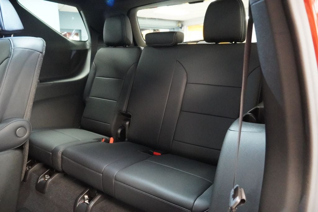 2027 Chevrolet Traverse LT 2LT