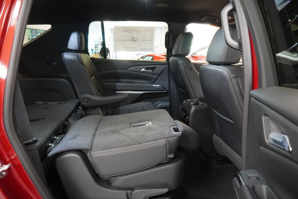 2027 Chevrolet Traverse LT 2LT